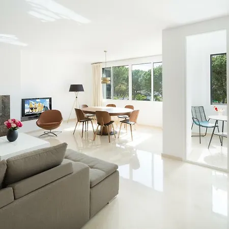 Jardines de las Golondrinas Apartamento *