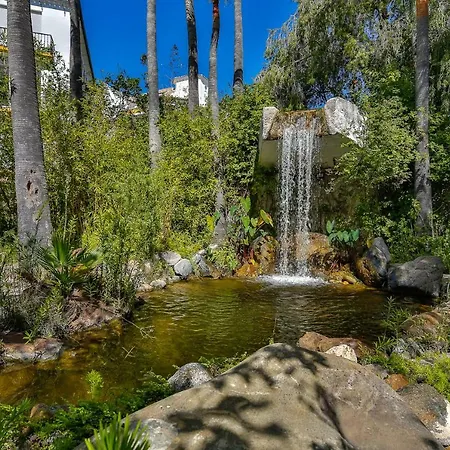 Апартаменты Jardines De Las Golondrinas *