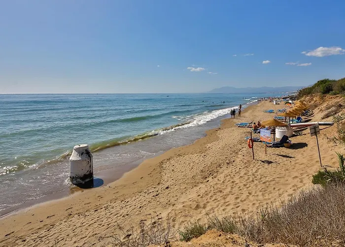 Jardines De Las Golondrinas *