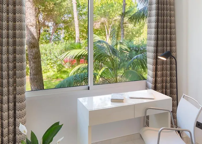 Jardines De Golondrinas Apartment Marbella