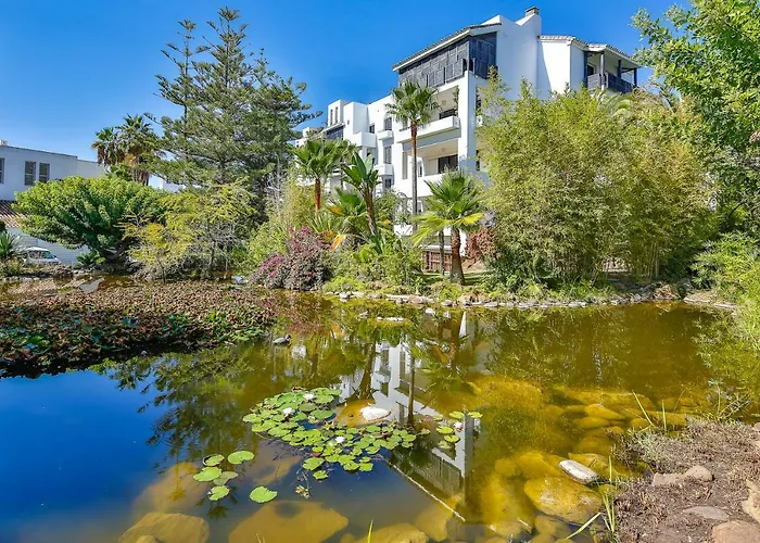 Jardines De Las Golondrinas 마르베야