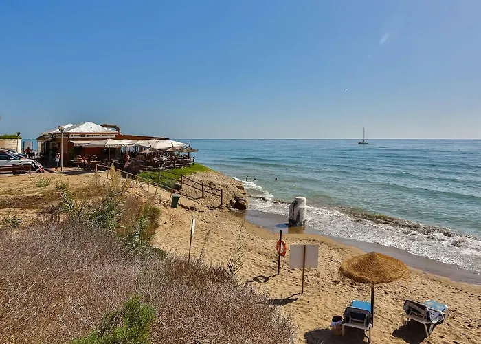 Jardines De Las Golondrinas